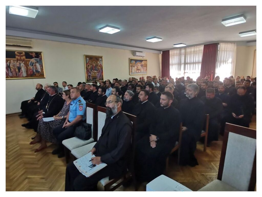 Одржано савјетовање за вјероучитеље епархије бањалучке | Православна вјеронаука за школе РС 370608309 1044966060218759 7118809596722320275 n orig