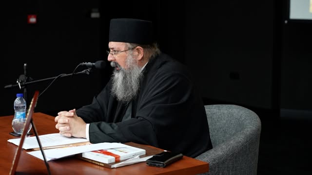 годишњи-семинар-за-вјероучитеље-бијељина-епархијски-културни-центар